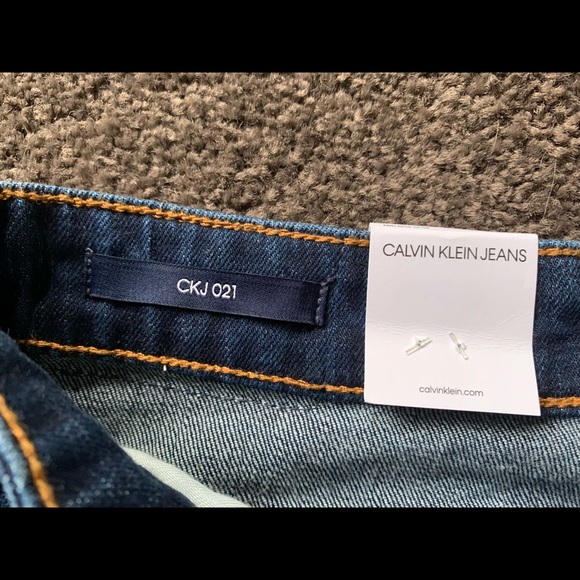 Calvin Klein skinny jeans, brand new with tags, never worn - Picture 4 of 5